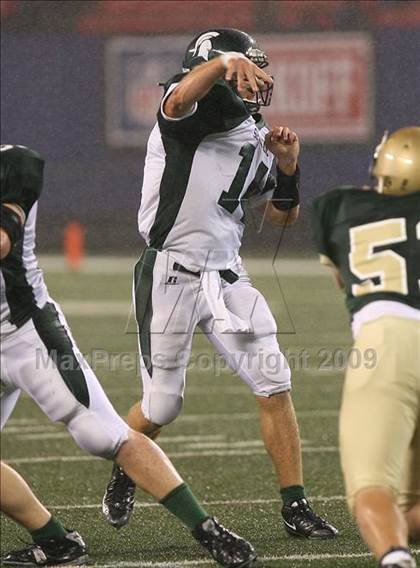 Thumbnail 3 in St. Joseph Regional vs. DePaul (Kickoff Classic) photogallery.