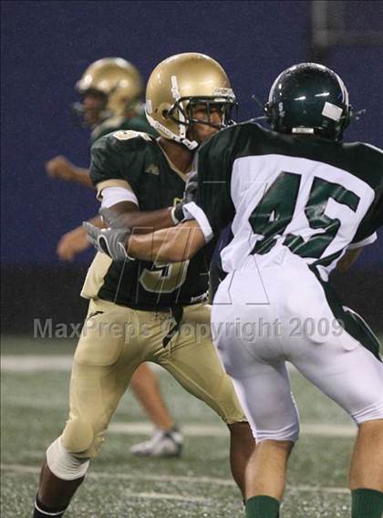 Thumbnail 3 in St. Joseph Regional vs. DePaul (Kickoff Classic) photogallery.