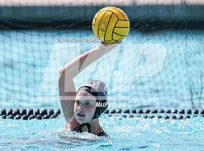 Thumbnail 3 in Clovis vs Clovis North photogallery.