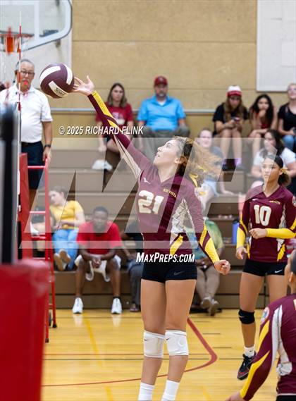 Thumbnail 3 in Lindhurst @ Rio Vista photogallery.