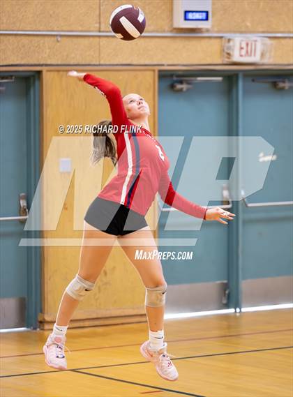 Thumbnail 2 in Lindhurst @ Rio Vista photogallery.