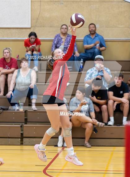 Thumbnail 1 in Lindhurst @ Rio Vista photogallery.