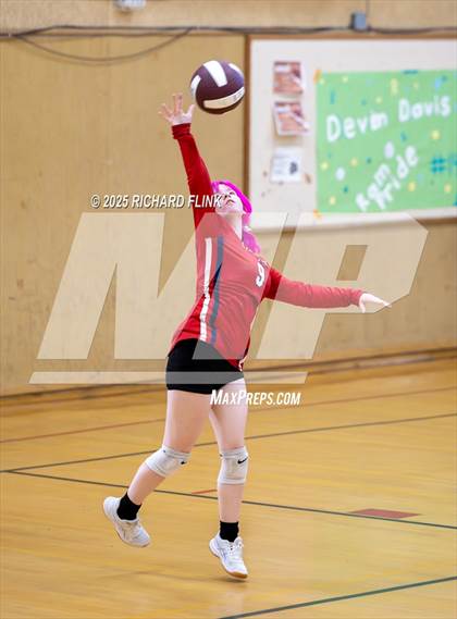 Thumbnail 1 in Lindhurst @ Rio Vista photogallery.