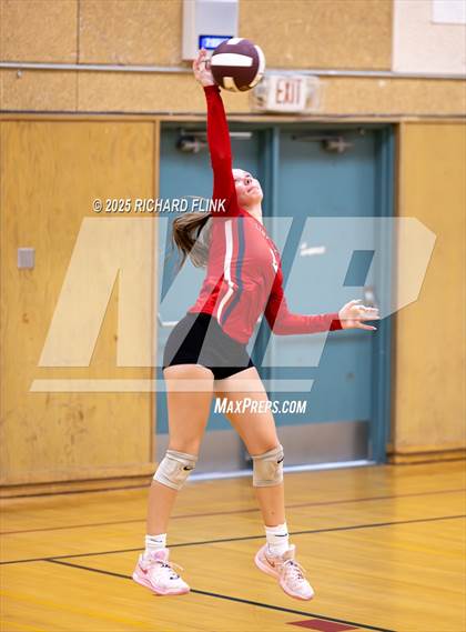 Thumbnail 3 in Lindhurst @ Rio Vista photogallery.