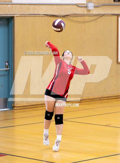 Thumbnail 2 in Lindhurst @ Rio Vista photogallery.