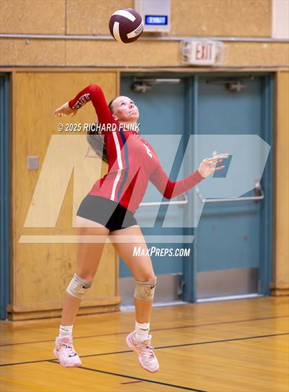 Thumbnail 3 in Lindhurst @ Rio Vista photogallery.