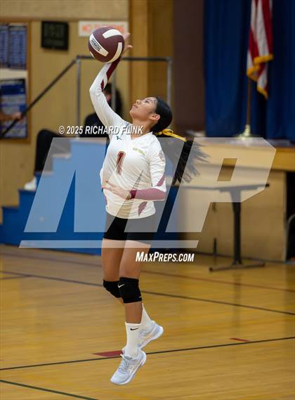 Thumbnail 1 in Lindhurst @ Rio Vista photogallery.