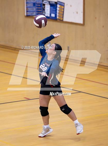 Thumbnail 3 in Lindhurst @ Rio Vista photogallery.
