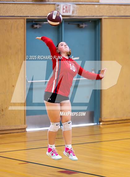 Thumbnail 3 in Lindhurst @ Rio Vista photogallery.