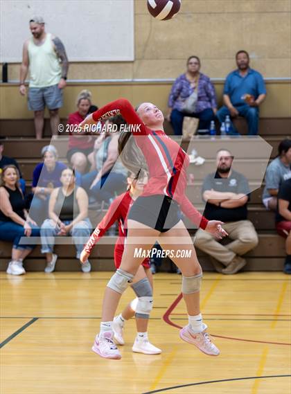 Thumbnail 3 in Lindhurst @ Rio Vista photogallery.