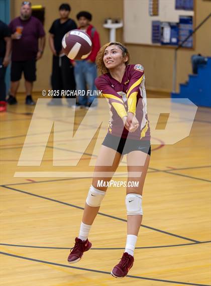 Thumbnail 3 in Lindhurst @ Rio Vista photogallery.