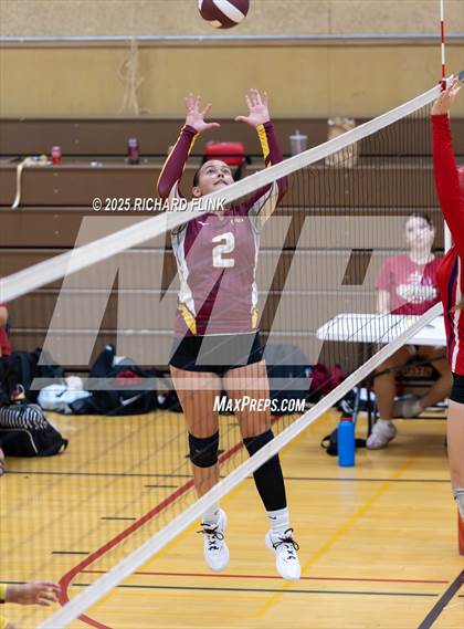 Thumbnail 1 in Lindhurst @ Rio Vista photogallery.