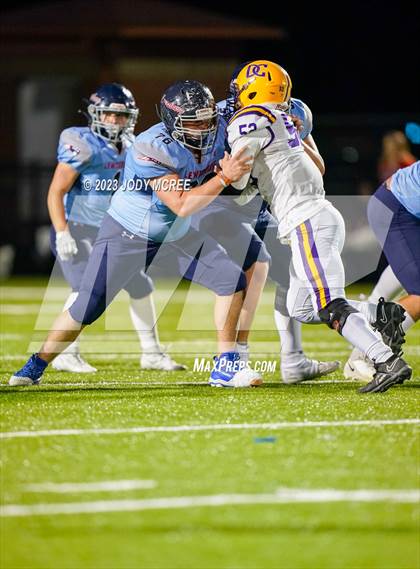 Thumbnail 2 in DeSoto Central @ Lewisburg photogallery.