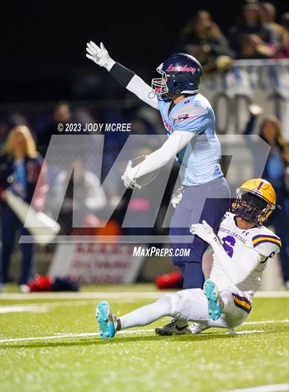 Thumbnail 3 in DeSoto Central @ Lewisburg photogallery.