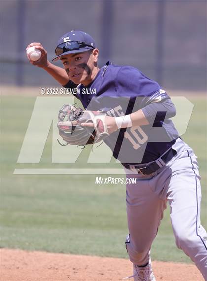 Thumbnail 2 in Elk Grove vs. Granite Hills (71st Annual San Diego Lions Tournament) photogallery.