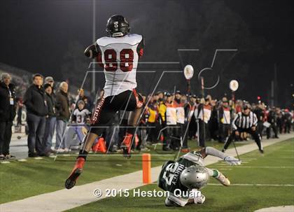 Thumbnail 1 in Centennial vs. De La Salle (CIF State Open Division Final) photogallery.