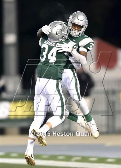 Thumbnail 2 in Centennial vs. De La Salle (CIF State Open Division Final) photogallery.