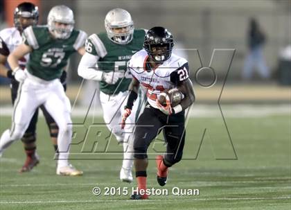 Thumbnail 3 in Centennial vs. De La Salle (CIF State Open Division Final) photogallery.