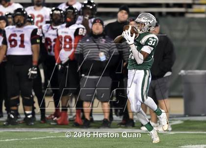 Thumbnail 3 in Centennial vs. De La Salle (CIF State Open Division Final) photogallery.