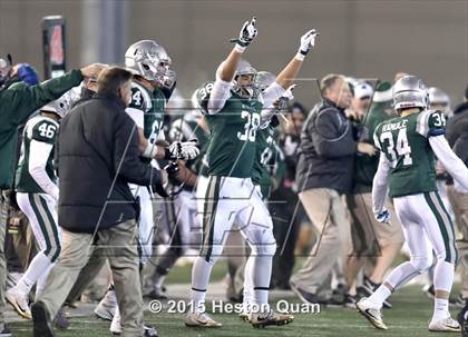 Thumbnail 3 in Centennial vs. De La Salle (CIF State Open Division Final) photogallery.
