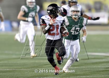 Thumbnail 1 in Centennial vs. De La Salle (CIF State Open Division Final) photogallery.
