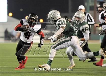 Thumbnail 1 in Centennial vs. De La Salle (CIF State Open Division Final) photogallery.