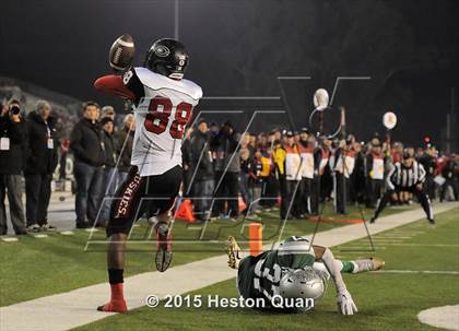 Thumbnail 2 in Centennial vs. De La Salle (CIF State Open Division Final) photogallery.