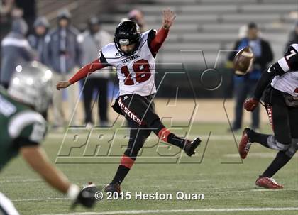 Thumbnail 1 in Centennial vs. De La Salle (CIF State Open Division Final) photogallery.
