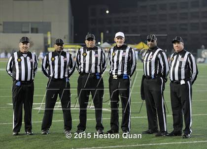 Thumbnail 1 in Centennial vs. De La Salle (CIF State Open Division Final) photogallery.