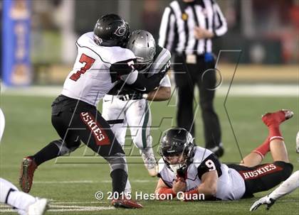 Thumbnail 2 in Centennial vs. De La Salle (CIF State Open Division Final) photogallery.