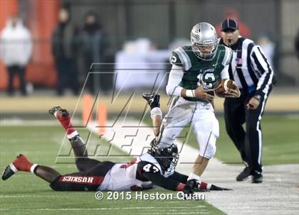 Thumbnail 2 in Centennial vs. De La Salle (CIF State Open Division Final) photogallery.