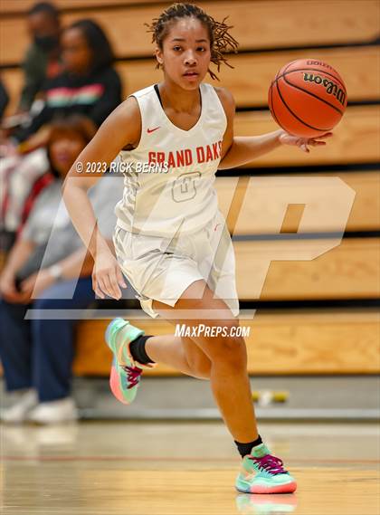 Thumbnail 2 in Grand Oaks vs Oak Ridge photogallery.