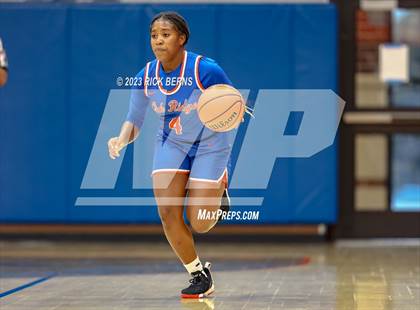 Thumbnail 2 in Grand Oaks vs Oak Ridge photogallery.