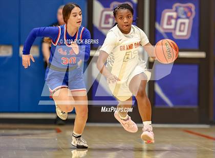 Thumbnail 1 in Grand Oaks vs Oak Ridge photogallery.