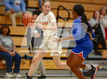Thumbnail 3 in Grand Oaks vs Oak Ridge photogallery.