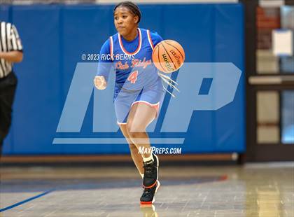 Thumbnail 3 in Grand Oaks vs Oak Ridge photogallery.
