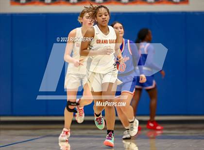 Thumbnail 2 in Grand Oaks vs Oak Ridge photogallery.