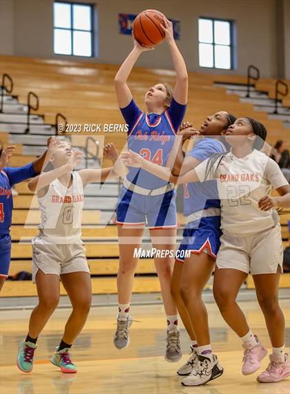 Thumbnail 1 in Grand Oaks vs Oak Ridge photogallery.