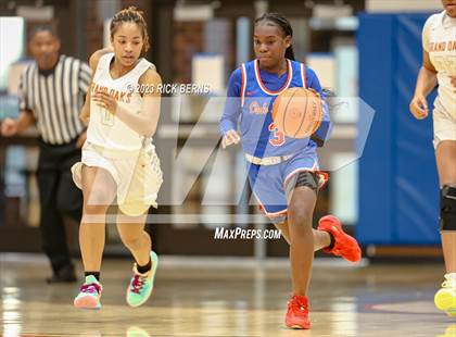 Thumbnail 3 in Grand Oaks vs Oak Ridge photogallery.