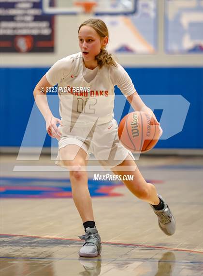 Thumbnail 3 in Grand Oaks vs Oak Ridge photogallery.