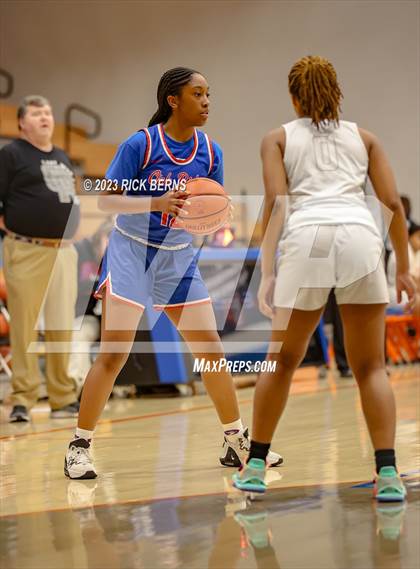 Thumbnail 2 in Grand Oaks vs Oak Ridge photogallery.