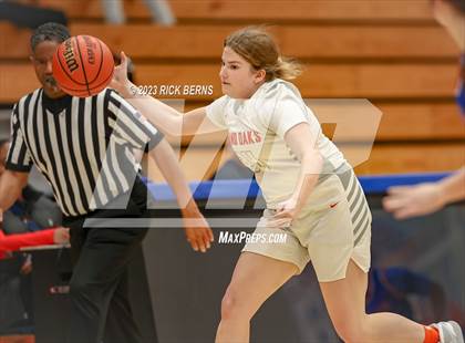 Thumbnail 3 in Grand Oaks vs Oak Ridge photogallery.