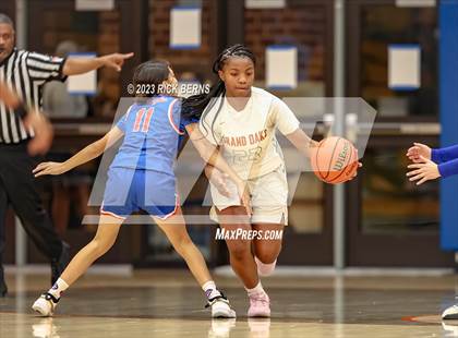 Thumbnail 3 in Grand Oaks vs Oak Ridge photogallery.