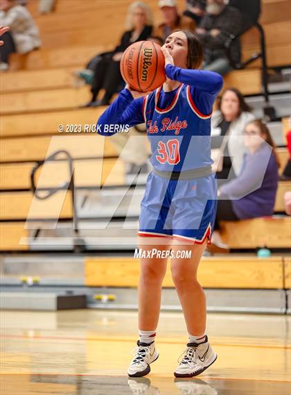 Thumbnail 1 in Grand Oaks vs Oak Ridge photogallery.