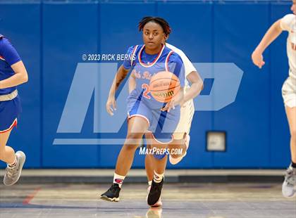Thumbnail 2 in Grand Oaks vs Oak Ridge photogallery.