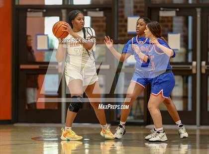 Thumbnail 3 in Grand Oaks vs Oak Ridge photogallery.