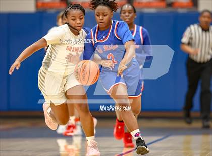 Thumbnail 3 in Grand Oaks vs Oak Ridge photogallery.