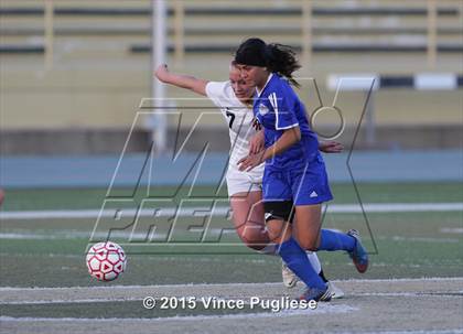 Thumbnail 1 in Maywood vs. Verdugo Hills (CIF LACS D3 Final) photogallery.