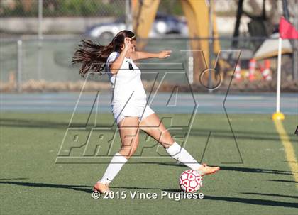 Thumbnail 1 in Maywood vs. Verdugo Hills (CIF LACS D3 Final) photogallery.