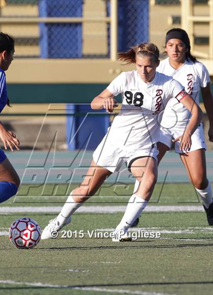 Thumbnail 3 in Maywood vs. Verdugo Hills (CIF LACS D3 Final) photogallery.